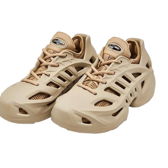 adidas adiFOM CLIMACOOL J Kids Sneakers in Tan